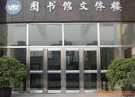 海淀紫竹橋玻璃門維修、感應門報價及智能工業門選購指南